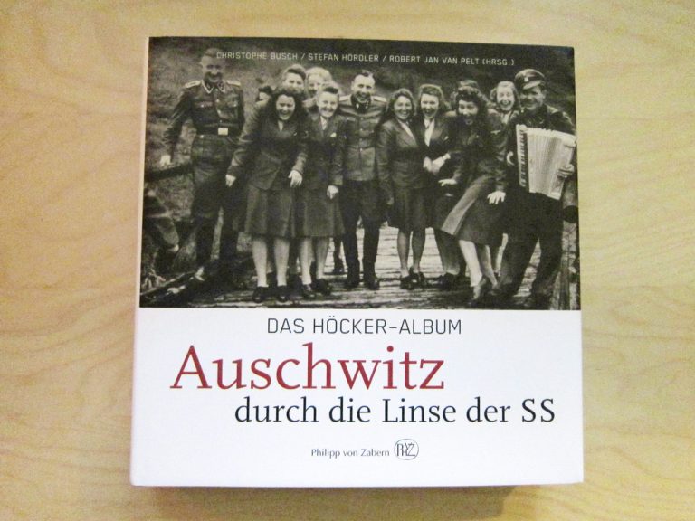 Das Höcker Album – Auschwitz durch die Linse der SS